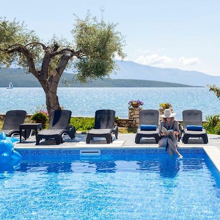 Agni Suites Nikiana Dış mekan fotoğraf